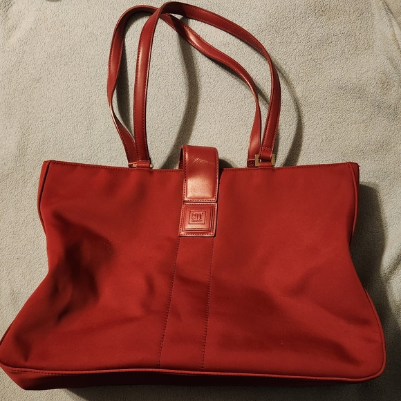 Beautiful City DKNY Bag - Picture 2 of 9